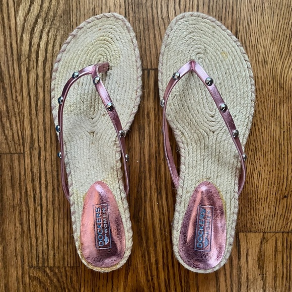 Dockers Pink Thong Sandals - Picture 1 of 5